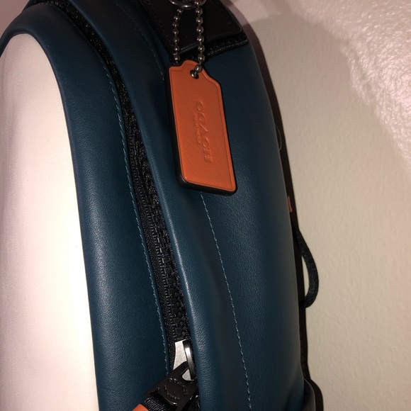 COACH Edge Pack In Colorblock - Picture 3 of 6